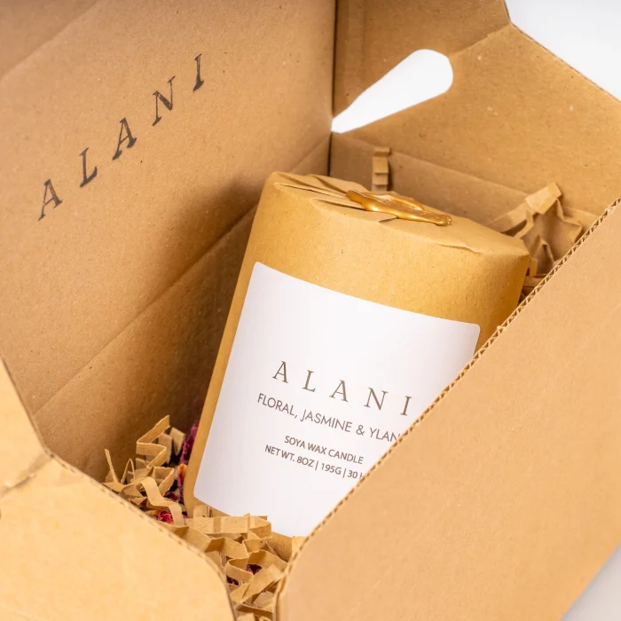 Floral, Jasmine & Ylang Candle - Image 5