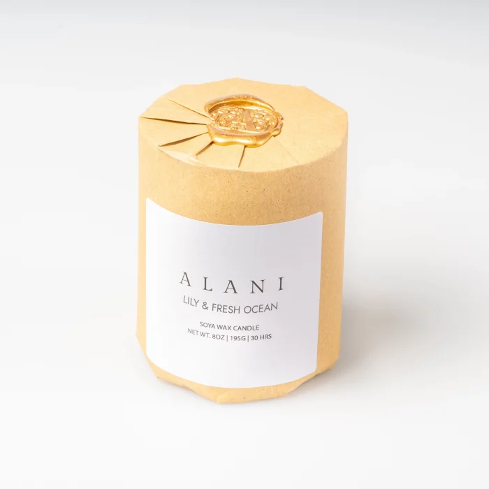 Lily & Fresh Ocean Candle - Image 4