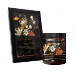 Alani Scented Candles Meadow Lily & Cotton Musk white frame black frame